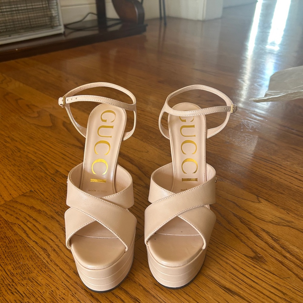 Gucci Women's Beige Platform Sandals